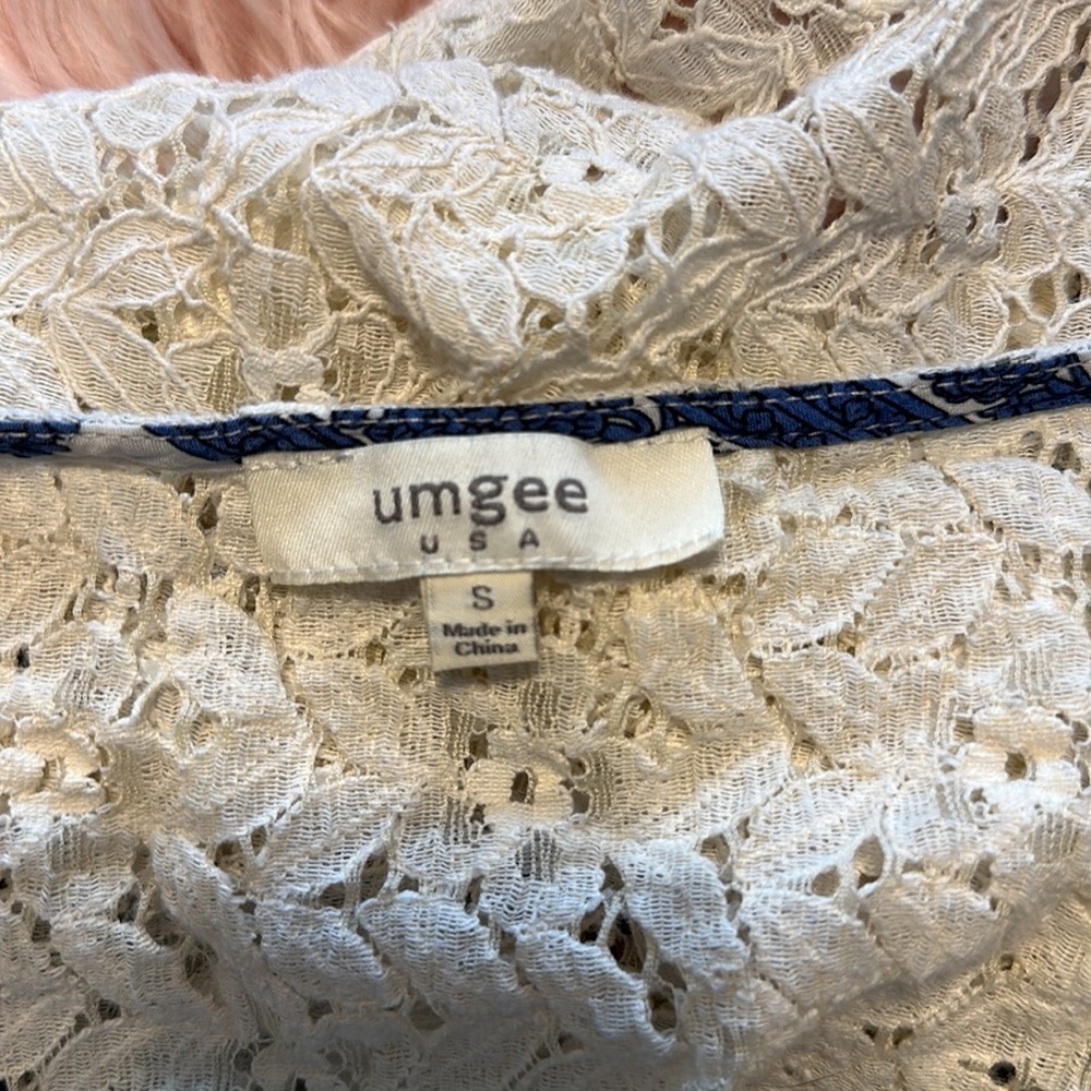 Umgee Lace Country Cottage Tank Top - Picture 5 of 5